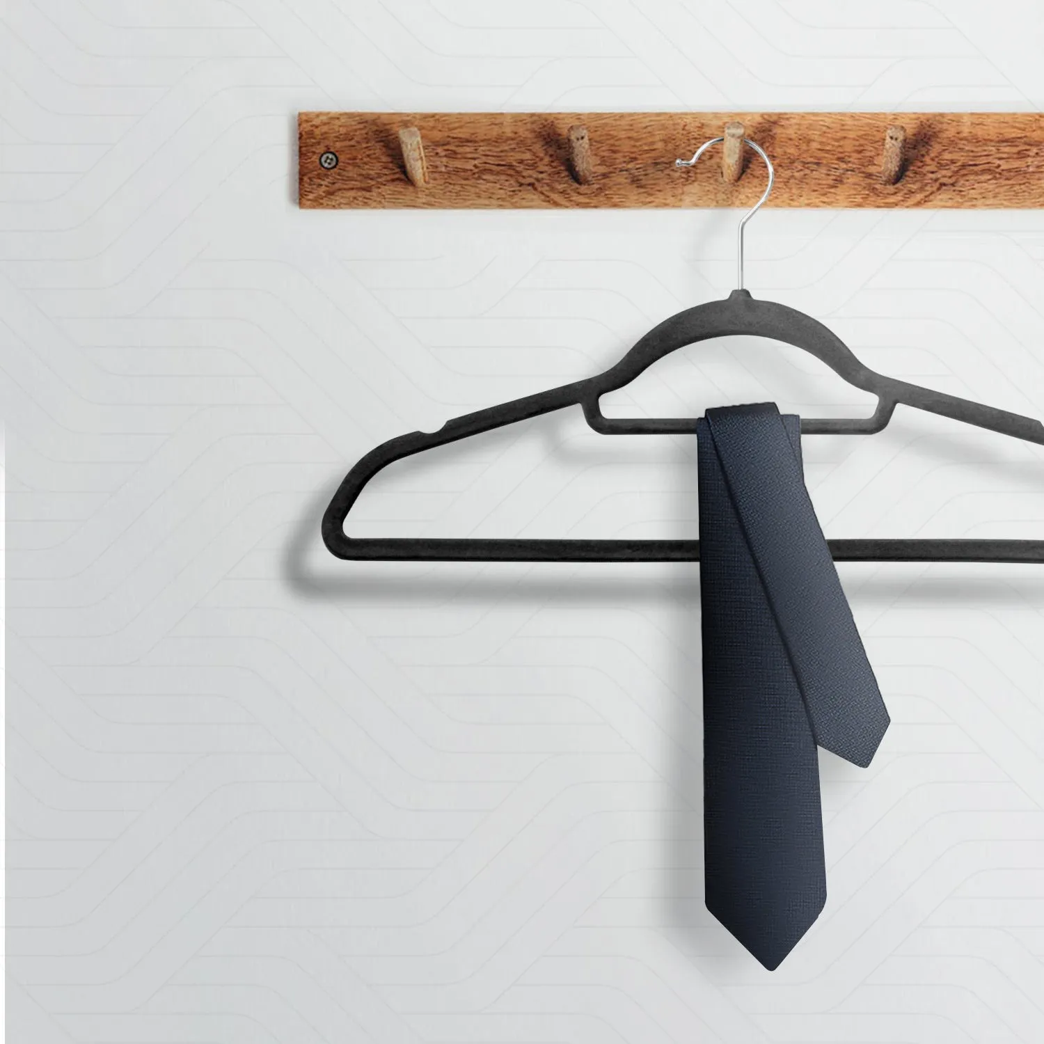 KEPLIN Velvet Hangers 20 Pack - Non-Slip Clothes Hangers with Tie Bar & 360° Hook - Durable & Sturdy, Space-Saving Wardrobe Organisers for Suits, Jackets & Clothes- Home Storage Solution