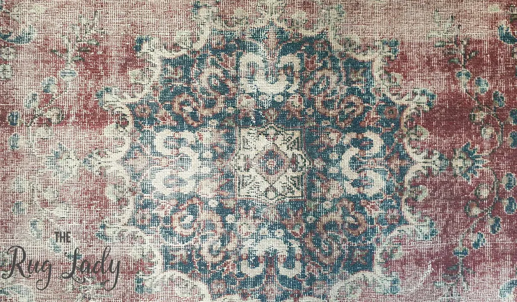 Spirit Red Medallion Transitional Rug