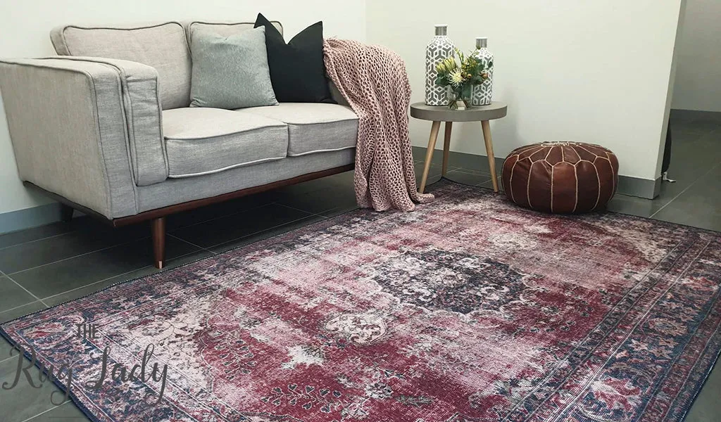 Spirit Red Medallion Transitional Rug