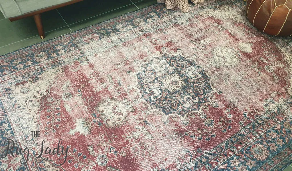 Spirit Red Medallion Transitional Rug