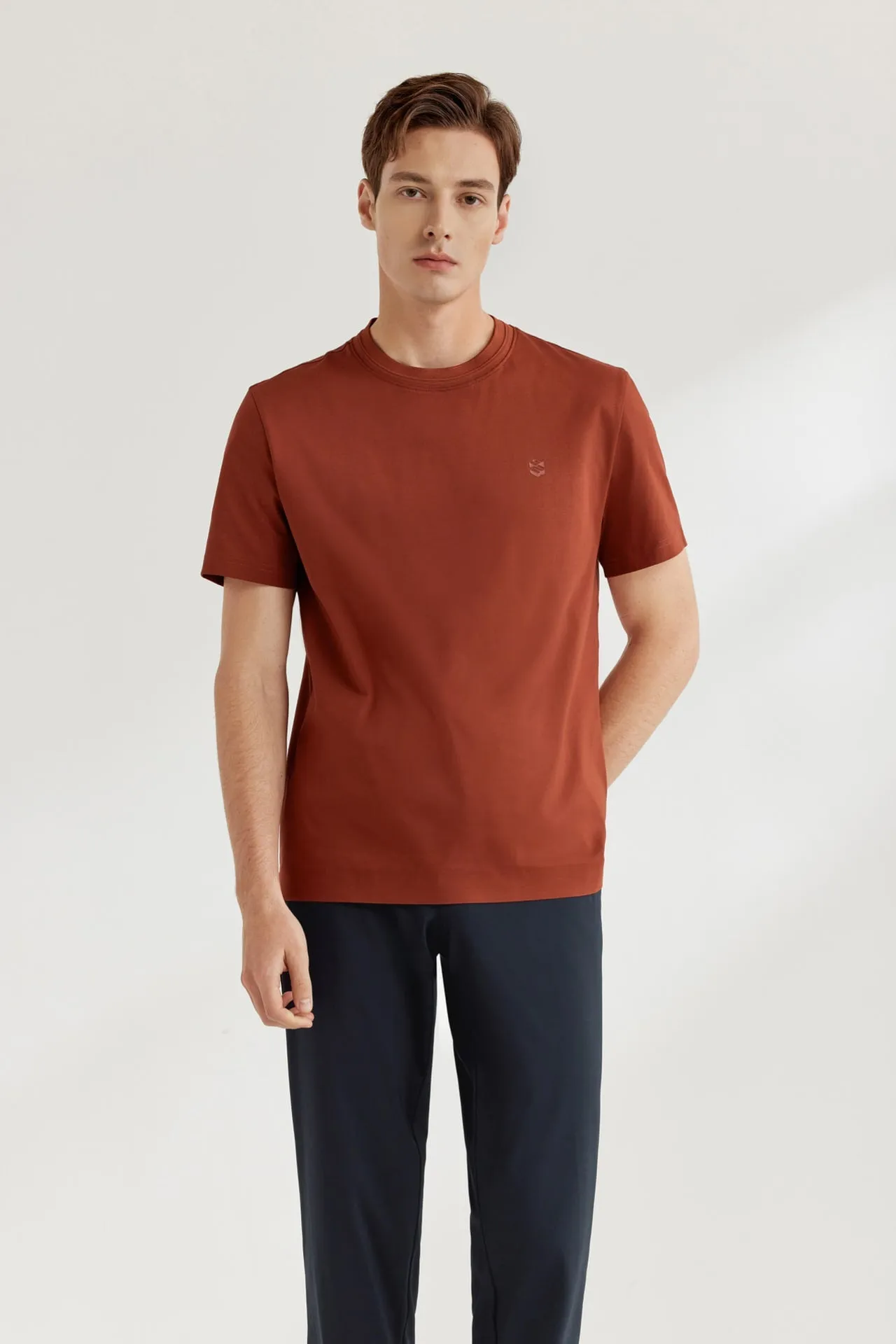 Super Soft Mercerized Cotton High Crew Neck Basic Logo Tee in Smart Fit